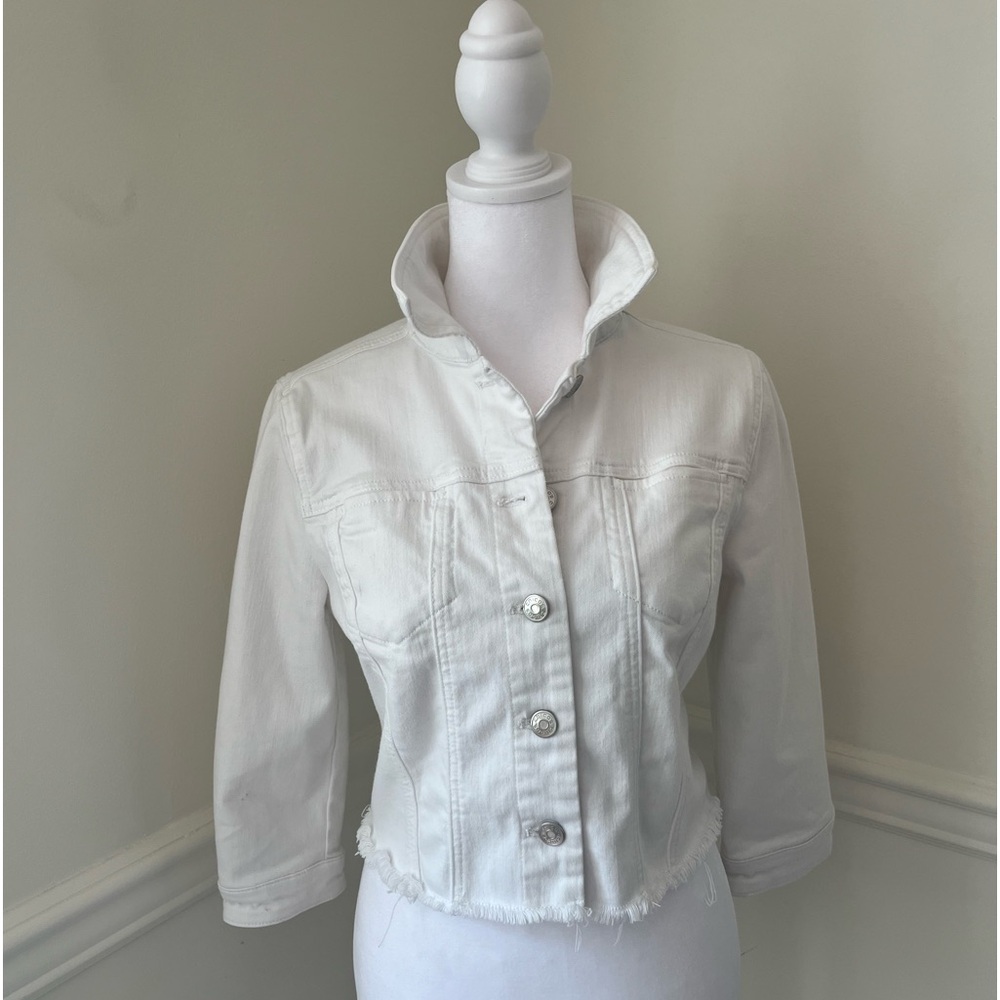 Chicos cropped 3/4 sleeved denim jacket